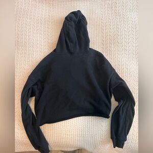 Equinox black crop sweatshirt size medium